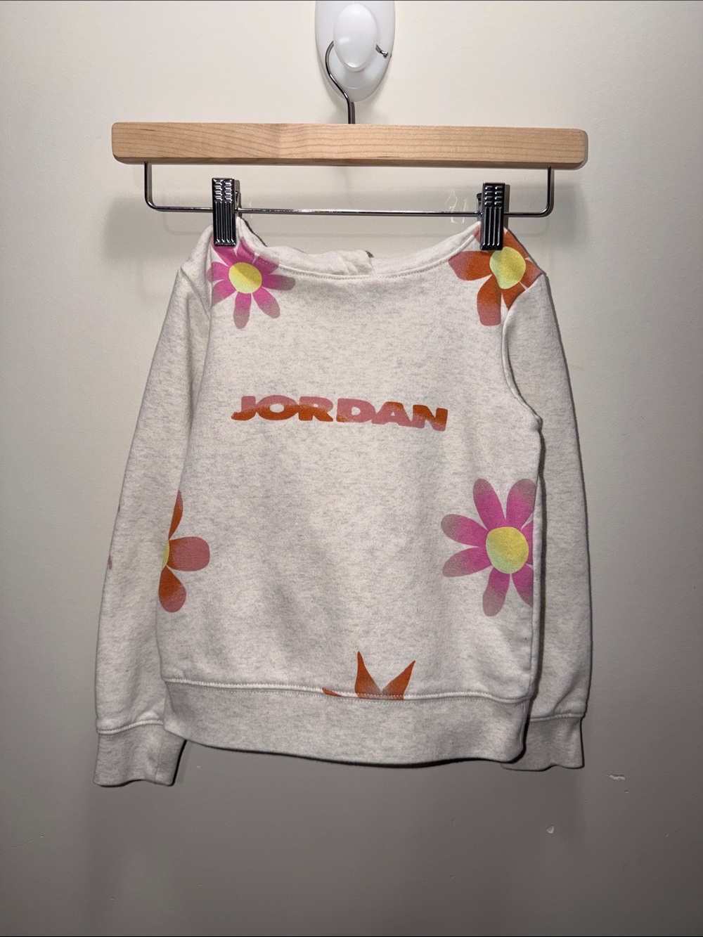 Jordan Cream Hoodie with Floral Print Size 5 (4-5yrs old) 15.5x15